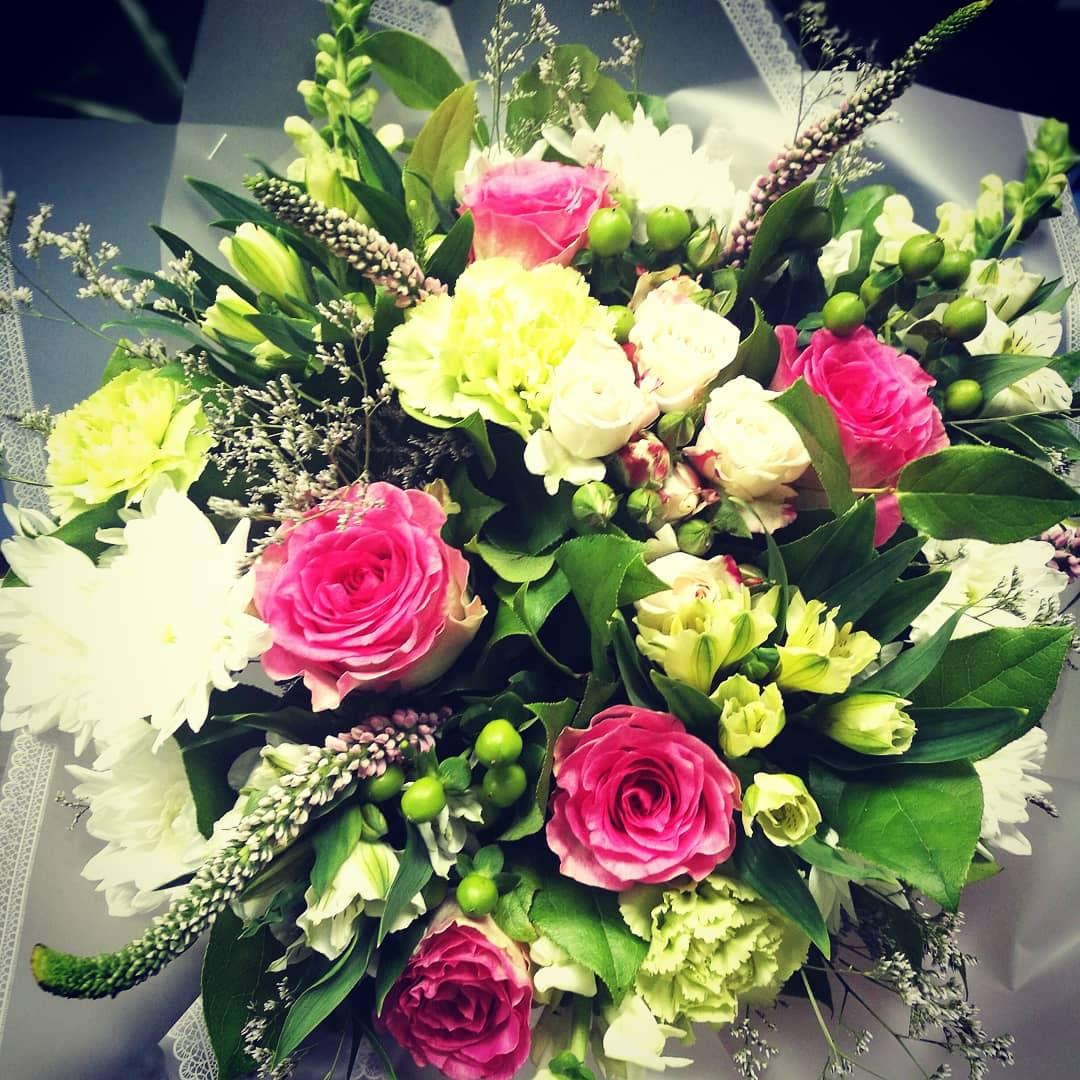 алтай кокс заринск. цветы в ханты-мансийске. цветы в ханты-мансийске. Vip букеты. букет с цветами.